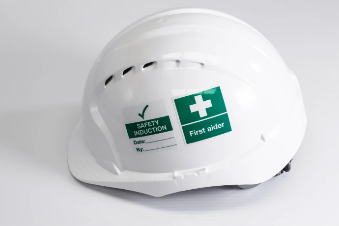 Safety helmet with labels