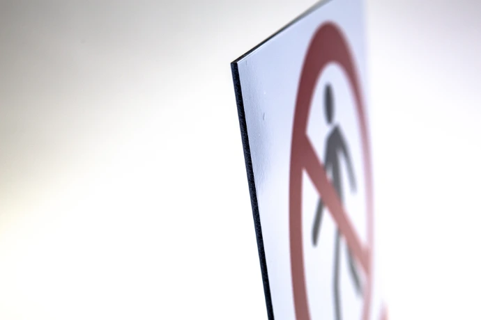 Side view of aluminium composite sign