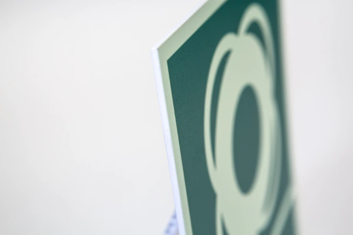 Side view of photoluminescent sign