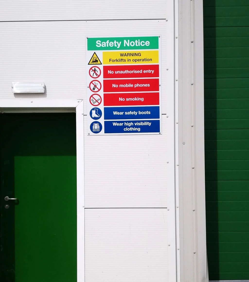 Warehouse safety notice sign