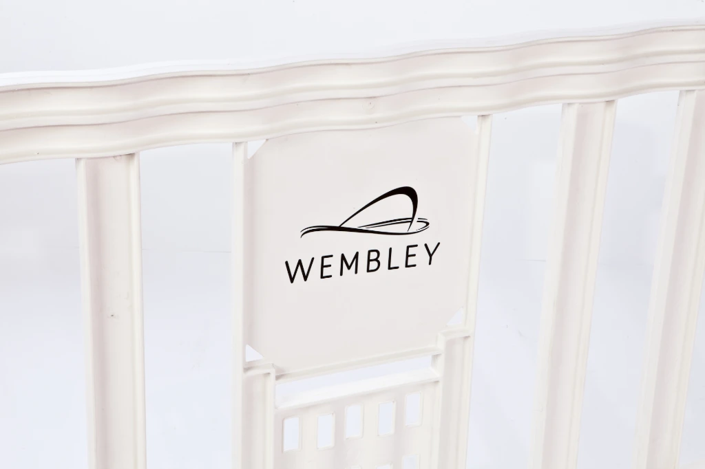 logo on white movit barrier