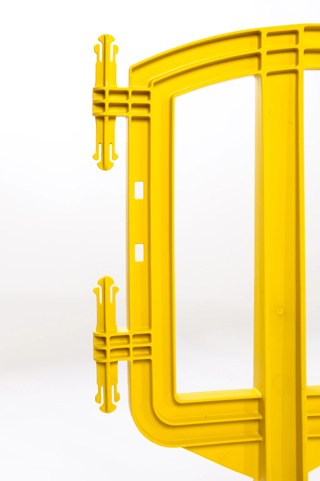yellow movit barrier side