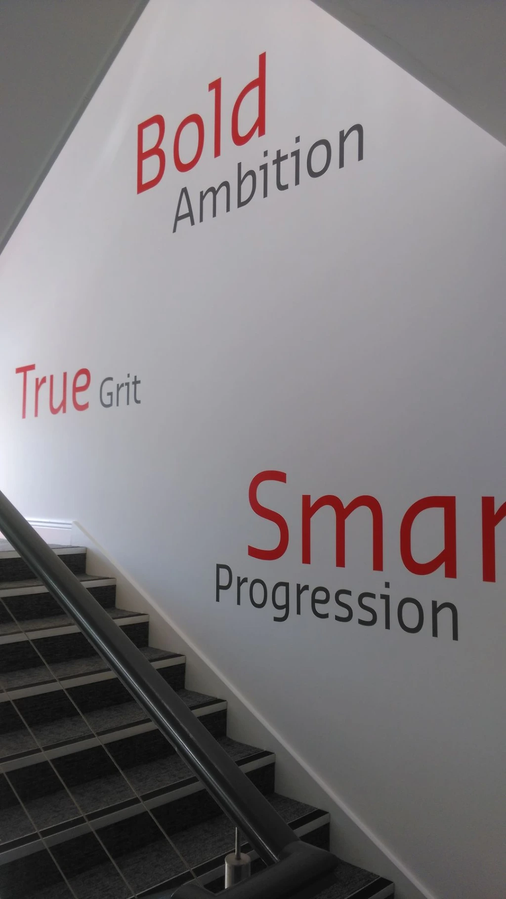 Contour-Cut Graphics in stairwell