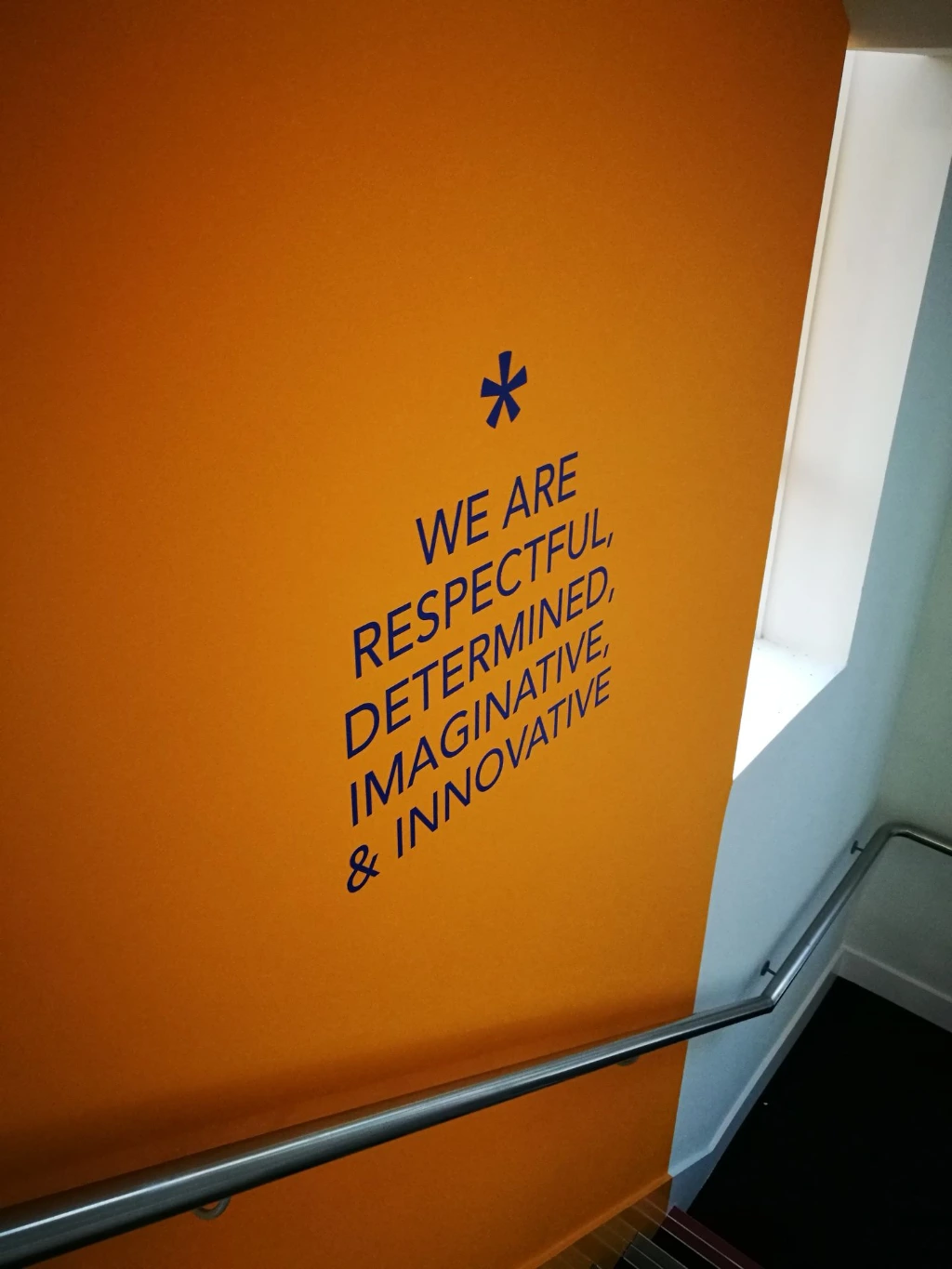 Contour-Cut Graphics in stairwell